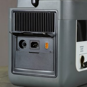 Портативная электростанция FUBAG AS 2400i (аккумулятор LiFePO4) в Курске фото