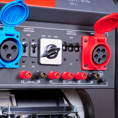 Бензиновый генератор FUBAG BS 8500 XD ES DUPLEX для одно и трехфазного режимов работы в Курске фото